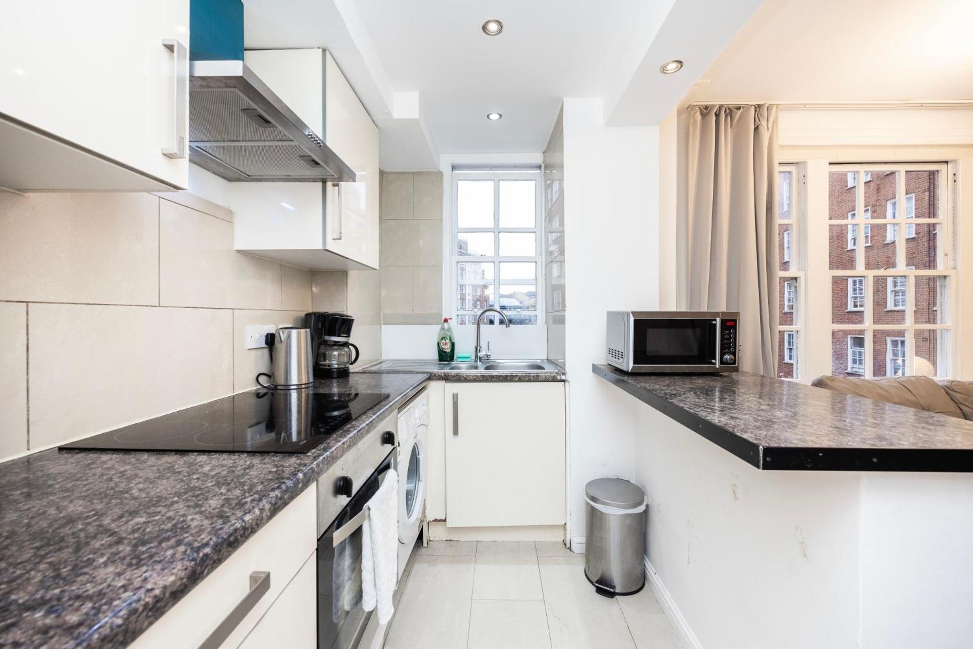 Sussex Gardens, Paddington Apartment